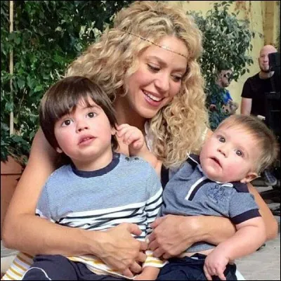 Quels sont les prénoms des enfants de Shakira et Gerard Piqué ?