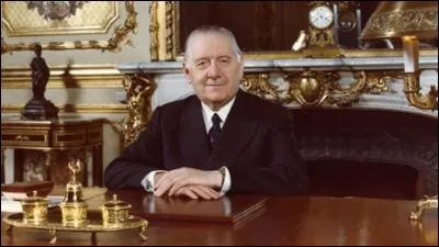 Combien de fois Alain Poher a-t-il assumé la fonction de président de la République française par intérim ?