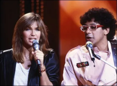 Avec qui Laurent Voulzy chante-t-il "Désir, désir" en 1984 ?
