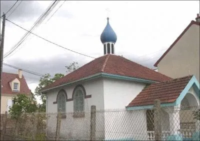 On peut voir cette Chapelle  :