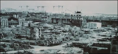C'est la dernière ville française libérée de l'occupation. Les troupes allemandes ne la quittent que le 11 mai 1945. Quelle est cette ville ?