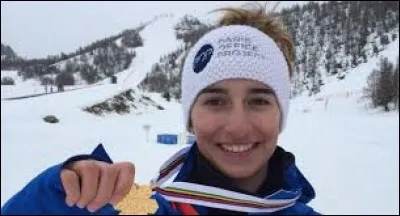 En 2017, Perrine Laffont qui a 18 ans devient championne du monde de ski de bosses en parallèle.