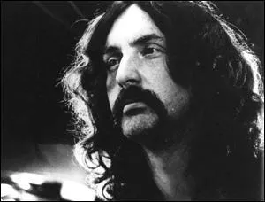 Nick Mason tait: