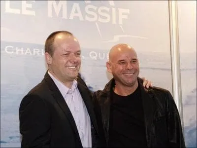 Les deux fondateurs sont: