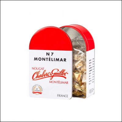 Le nougat de Montélimar fait traditionnellement partie des treize desserts de Noël. Dans quel département est-il fabriqué ?