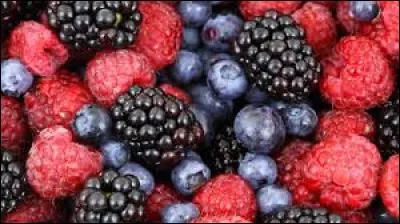 Personne spécialisée dans les sciences occultes et la prédiction de l'avenir : ma...