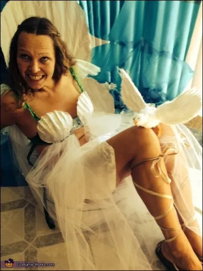 Il faudrait arrêter l'apéro chère déesse de l'amour. Qui est-elle ?