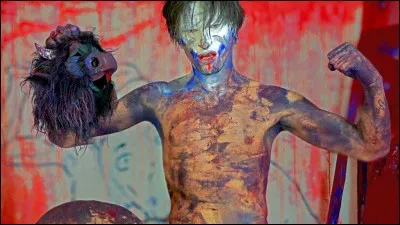 Qui est ce héros ayant combattu férocement le Minotaure ?