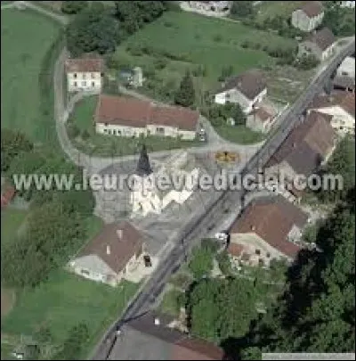 Village Jurassien, Charcier se situe dans l'ancienne région ...