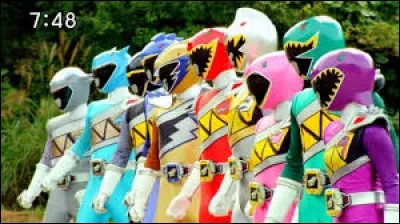 Combien y a-t-il de Kyoryugers au total dans la série et les films ?