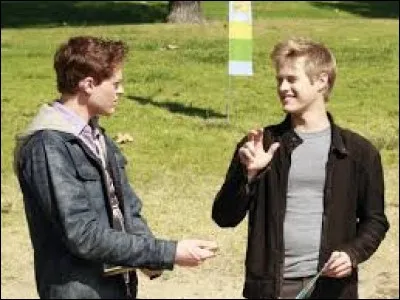 Qui r&ecirc;ve de devenir chanteur ?