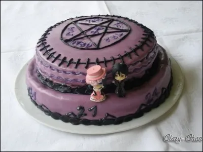 À quels goûts sont les bonbons que Doll propose à Ciel dans le tome 6 ?