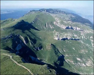 Quel est le point culminant du Jura ?