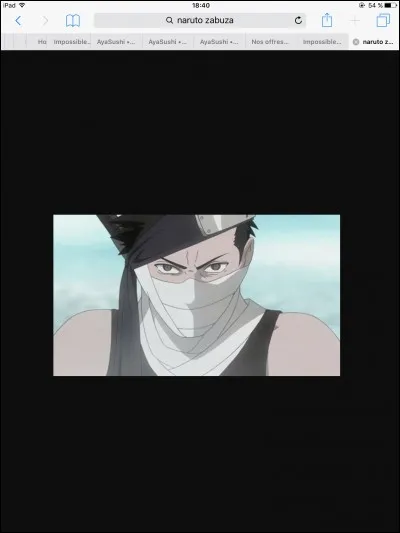 Qui est le coéquipier de cette personne ?