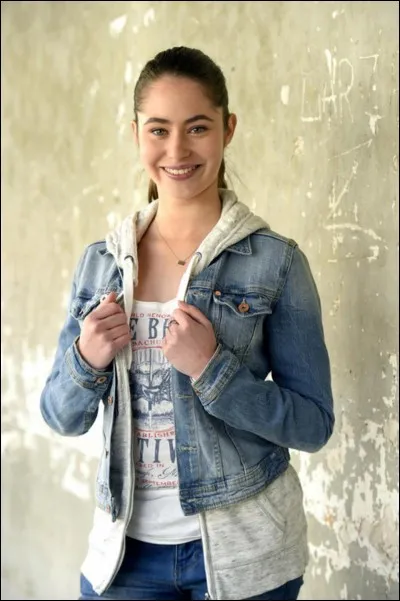 Comment s'appelle la sur de Clem ?