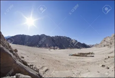 Dans quel pays se situe le Sinaï ?