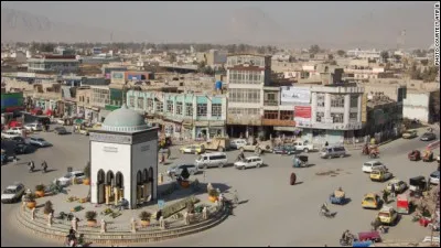 Dans quel pays se trouve la ville de Kandahar ?