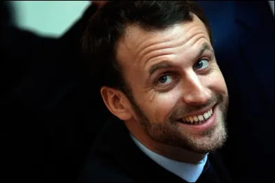 Les parents d'Emmanuel Macron sont-ils tous deux médecins ?