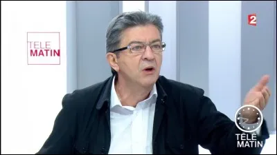 Jean-Luc Mélenchon commence-t-il sa carrière politique en 1976 comme conseiller général de l'Essonne ?