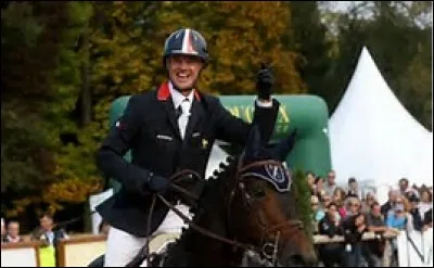 Quelles disciplines regroupe le concours complet ?