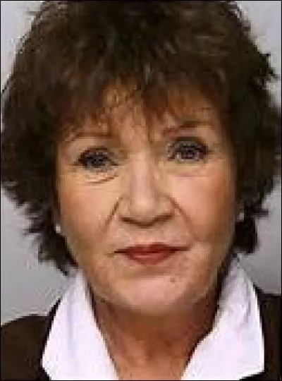 Comment se prénomme la grand-mère de Clem ?