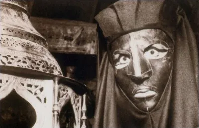 Ce fantôme hante ce musée dans un feuilleton des années 60 : .....