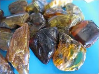 Machine &agrave; filer le coton employ&eacute;e au XIXe si&egrave;cle :