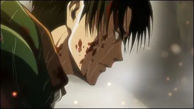 Que dit Lïvai à Eren à l'extérieur des murs ? (Dans la forêt des grands arbres pendant que le Titan Féminin leur courait après)