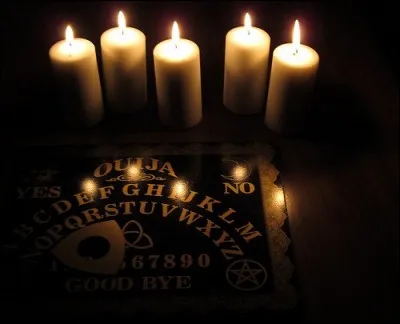 En quelle année est sorti le film "Ouija" ?