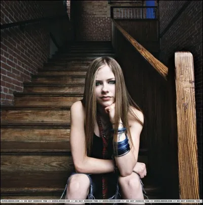 À quel âge a-t-elle créé ses chansons ?