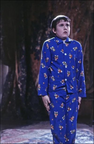 Pauvre Neville... Quel sortilège Hermione vient-elle de lui lancer ?