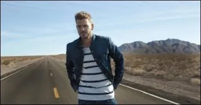 Quelle chanson n'a-t-il pas chantée dans la comédie musicale ?