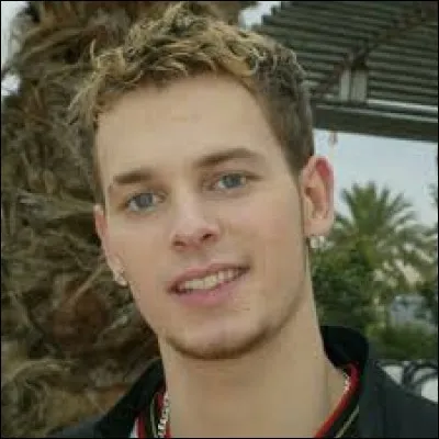 Dans quelle ville le chanteur est-il né ?