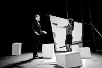 "La Machine infernale" est une pi&egrave;ce de th&eacute;&acirc;tre de :