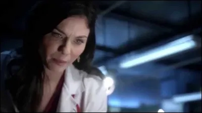 Dans quel objet Jo a-t-elle caché ses pouvoirs ?