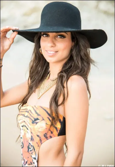 Dans le clip de quelle chanson a-t-elle mis ce maillot de bain ?