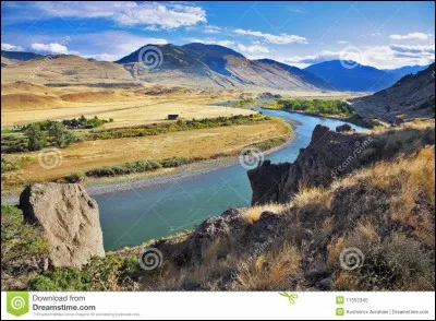 Quel cours d'eau est le plus long des États-Unis ?