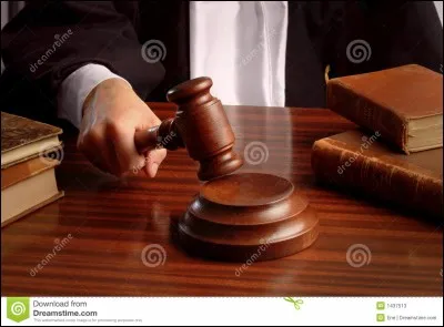 Partie 4 : Politique. Quel bâtiment représente le pouvoir judiciaire aux États-Unis ?