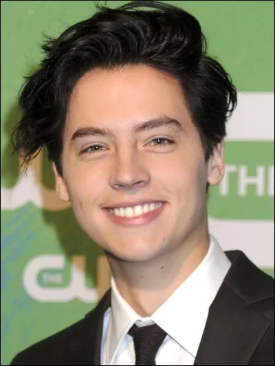 Quel personnage incarne-t-il dans "Riverdale" ?