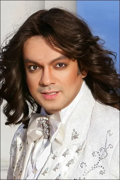 Qui est ce chanteur ?