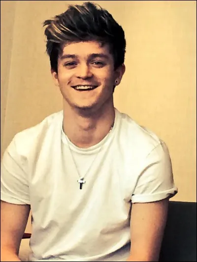 Qui est ce membre du groupe ?