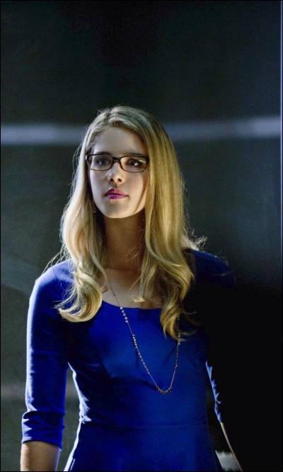 Comment s'appelle le personnage d'Emily dans Arrow ?