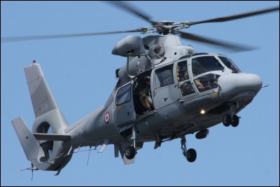 Comment s'appelle cet hélicoptère de la marine nationale française ?