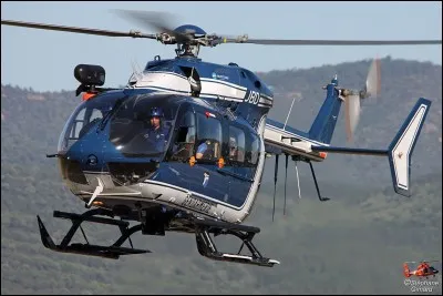 Comment s'appelle cet hélicoptère de la gendarmerie ?