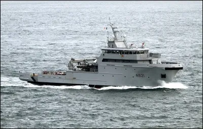 De quelle catégorie de navires ce nouveau bâtiment de guerre fait-il partie ?