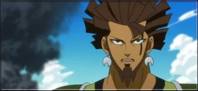 (Épisode 103)
Quand Azuma arrive sur l'île, que fait-il ?