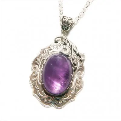 Comment sont les colliers magiques des princesse sir&egrave;nes ?