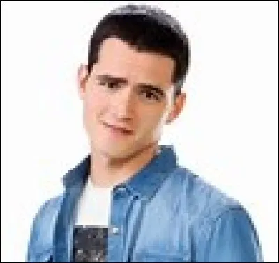 Comment s'appelle le petit ami de Franky ?