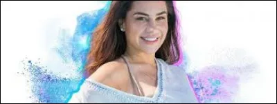 Comment se nomme cette jolie brune ?