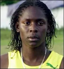 J'ai obtenu une mdaille d'argent sur 100m, je suis...